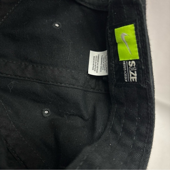 Nike Alabama Crimson Tide Heritage86 Black Adjustable Hat Cap SEC - Picture 10 of 10